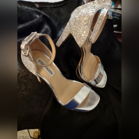 Women's Rhinestone Heels - Picture 2 of 4